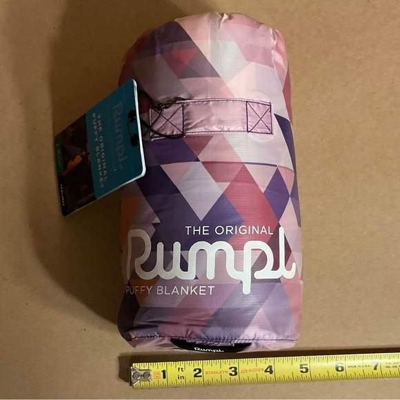 Kids Rumpl Jr Original Puffy Blanket Geo Rose 28”x40” - Picture 7 of 8